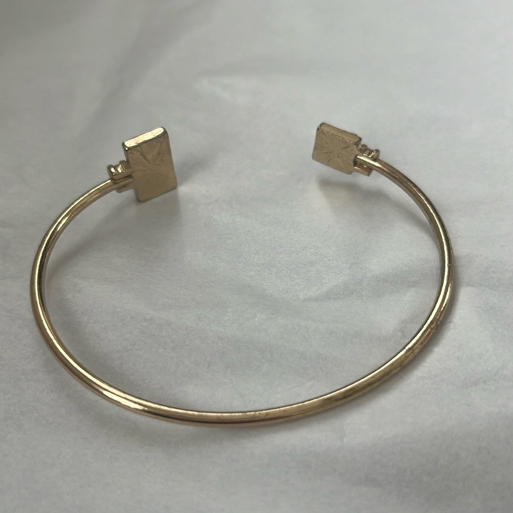 Gold Tone Rhinestone Bracelet - Picture 3 of 3